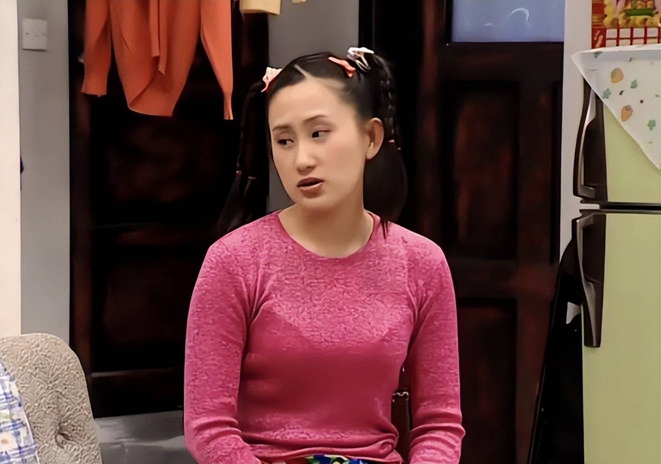 演员张丹露:放弃事业,生三个孩子,她征服冷酷的赵文卓