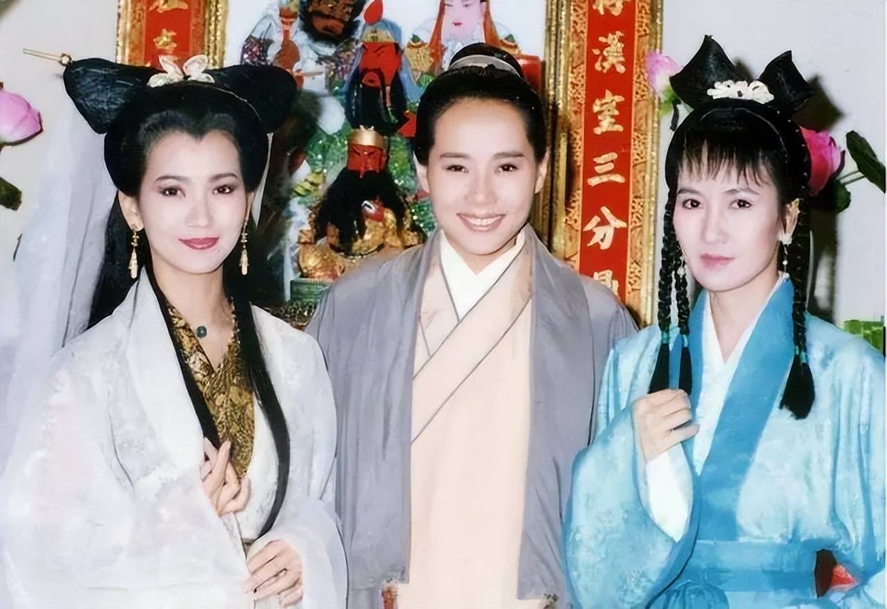 赵雅芝叶童=赵雅芝叶童酒店约会