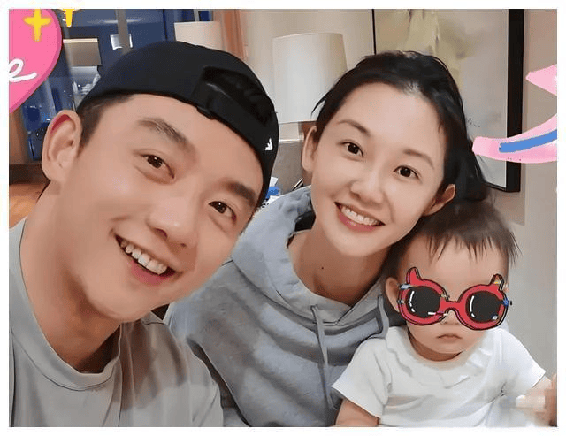 郑恺苗苗被曝"多子女"!第三胎秘密曝光?网友炸锅了!