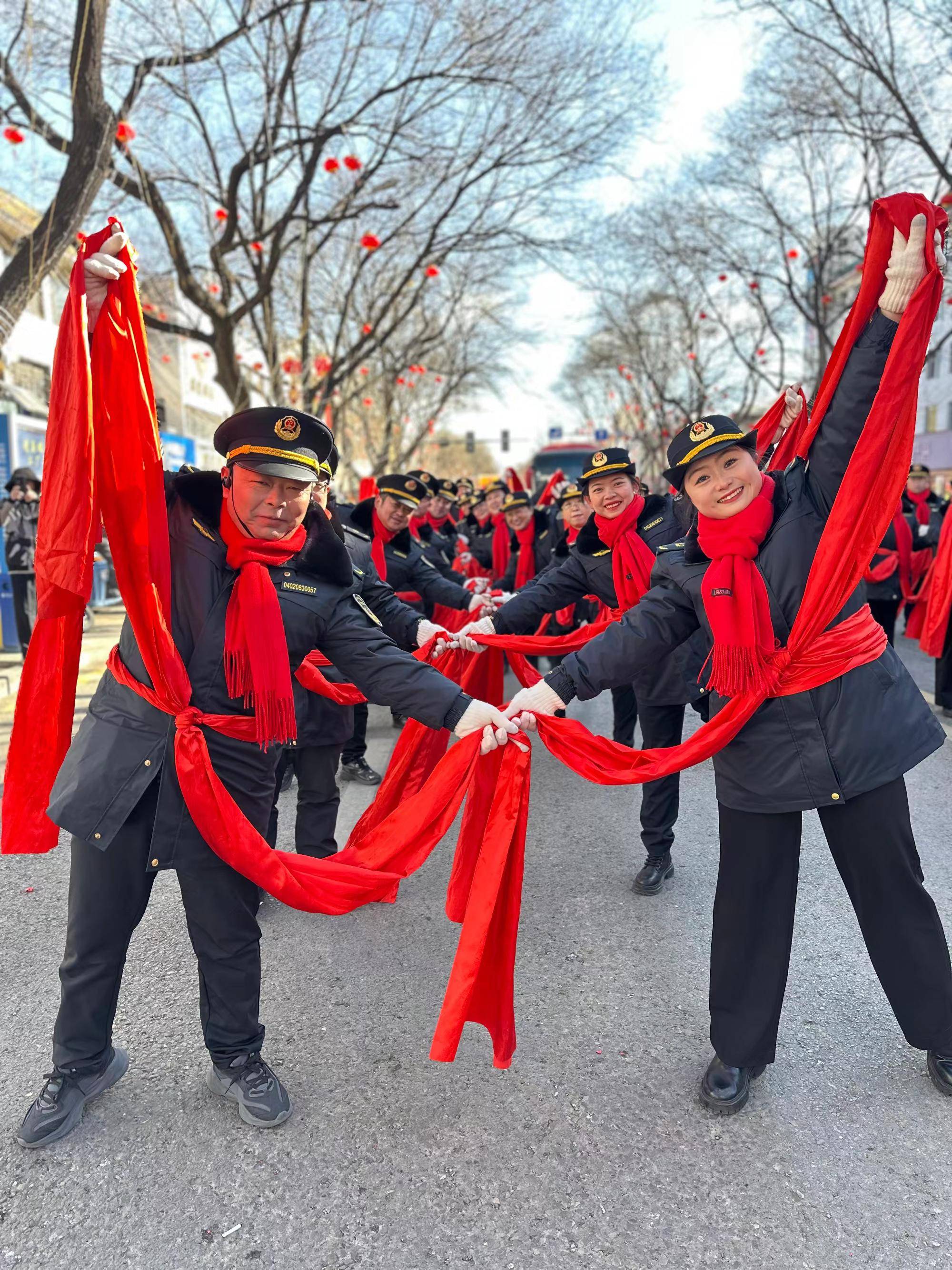 灵丘县市场监督管理局扭秧歌庆元宵节践初心护民生
