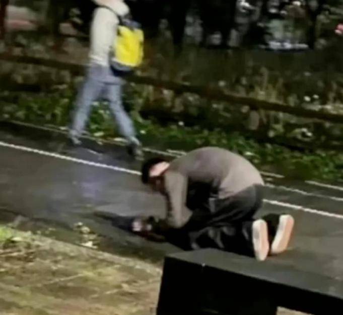 汪小菲与S家：面对悲痛的不同抉择 马筱梅直播：汪小菲新生活的温暖注脚
