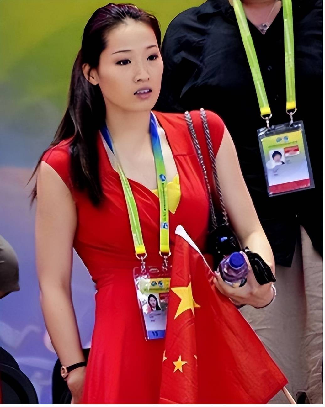 从泳坛明星到心灵导师,罗雪娟:活出最真实的自我,绽放无尽光芒!