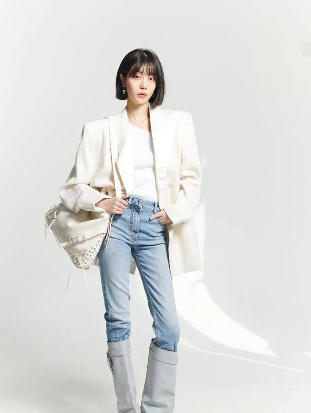 李溪芮:被流量时代隐藏的清醒者