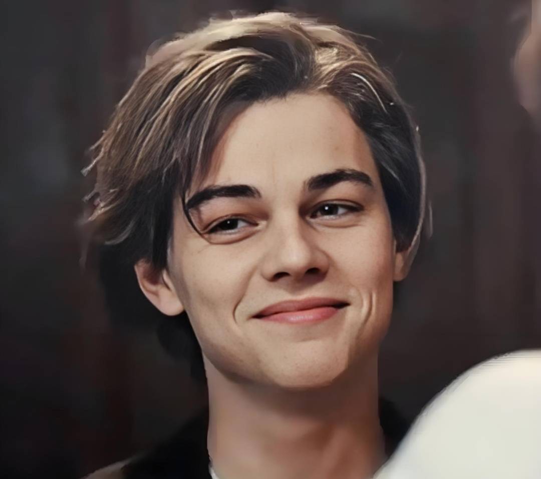 25年逆袭密码曝光!从小鲜肉到地球首富,小李子如何玩转三界通杀