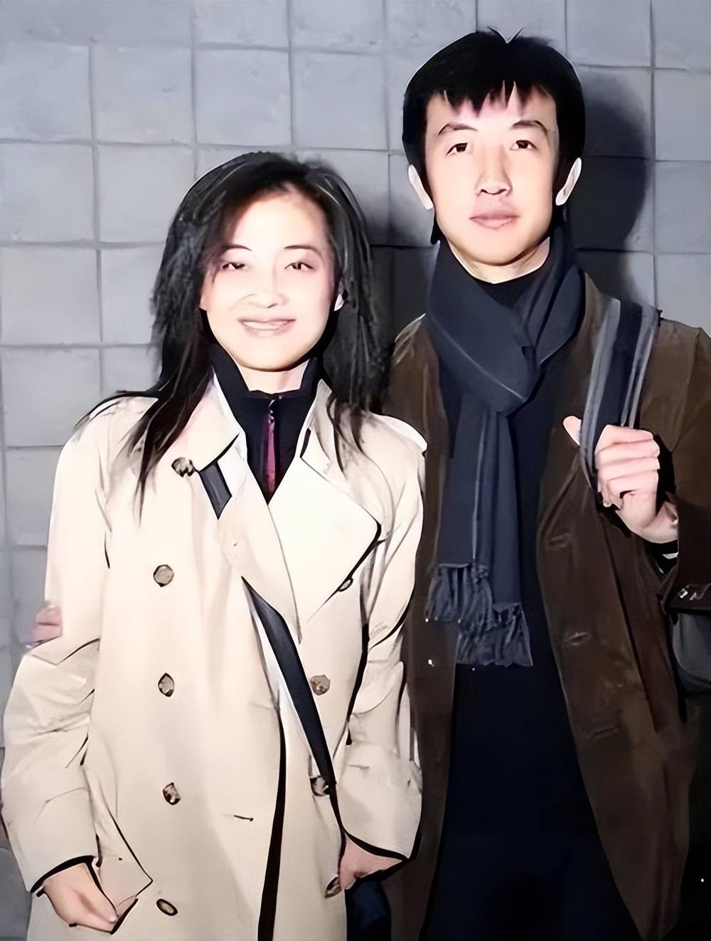 梅婷:花5年捧红的丈夫,刚走红就分开,17年后两人境况天差地别