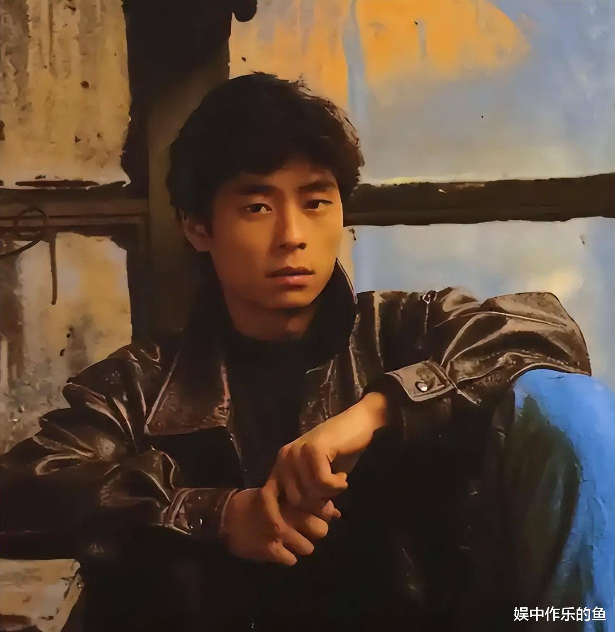 周深伦敦演唱会取消,王杰嗓音悲剧重演?娱乐圈潜规则的阴影!