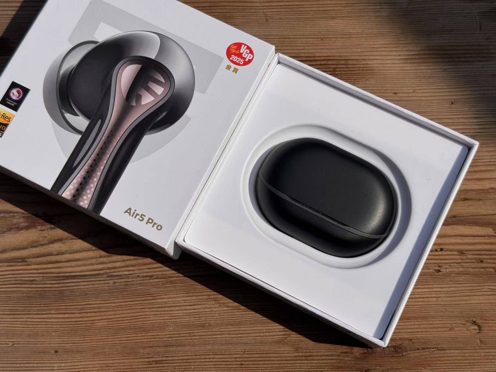 质感高端音质好，平价泥炭Air5 pro必须搞一搞