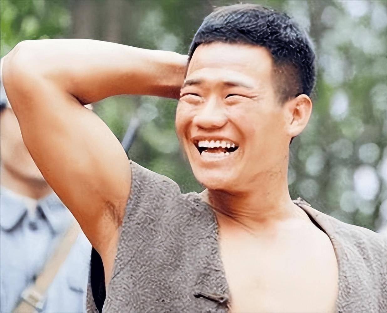 从憨相到奸相嘎子谢孟伟的面相生动诠释了何为相由心生