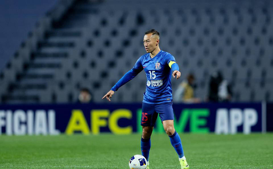 36岁吴曦亚冠惊艳倒钩,宝刀未老!名记叹其遭"海参"风波心寒退出国足