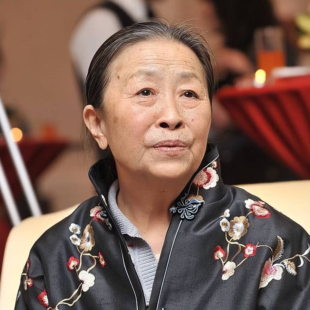 张少华《我的丑娘》:从国民好妈妈到争议焦点