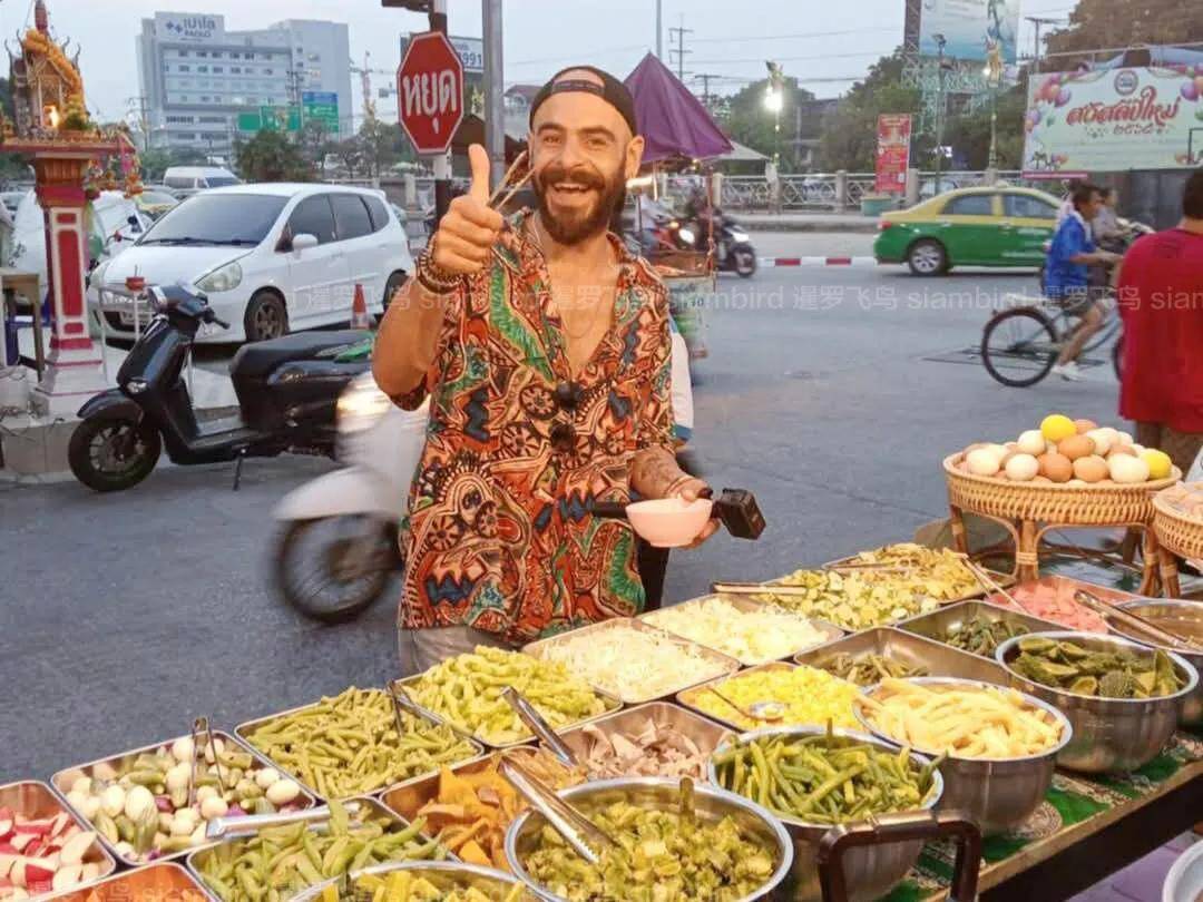 图片[5]-环游世界旅游博主泰国搭车记：六小时等待，换来满满温情接力 -华闻时空