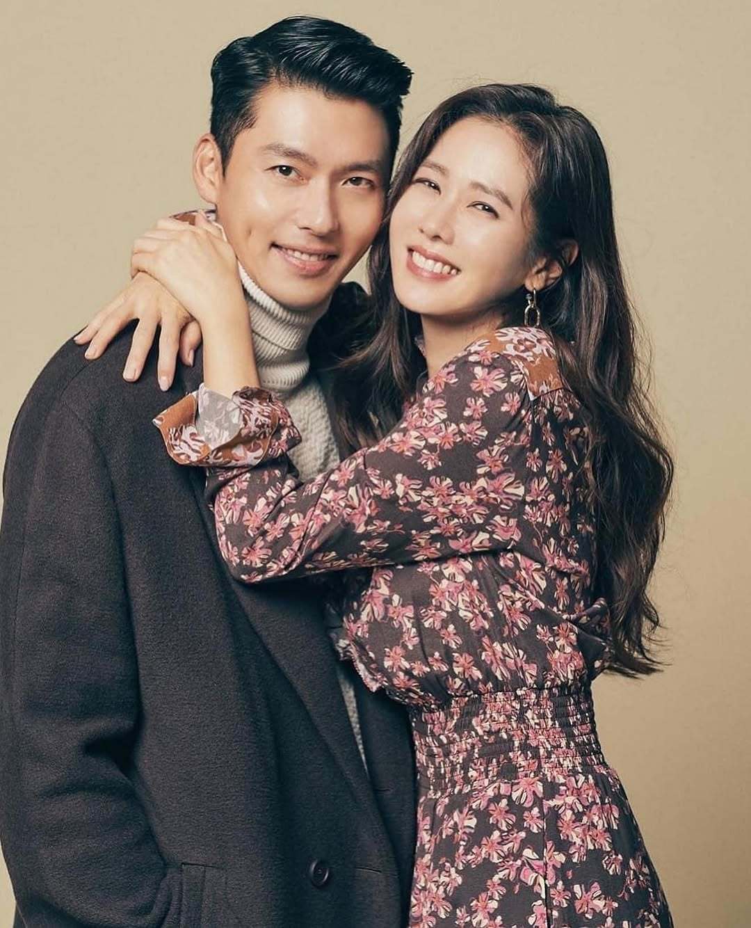 原创玄彬孙艺珍最新合照甜到齁结婚三年仍黏成连体婴