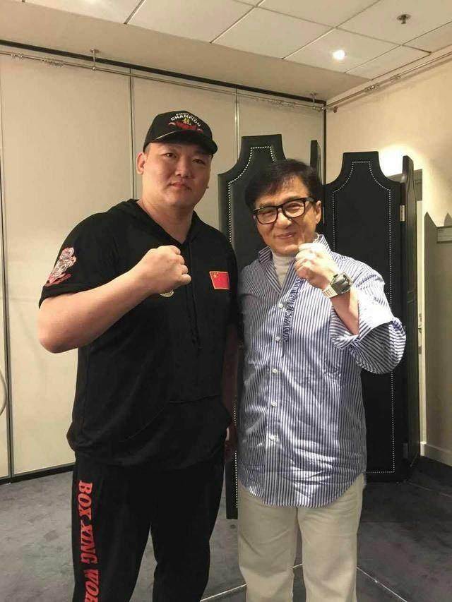 唤醒中国职业拳击，就靠“二张”世纪之战？