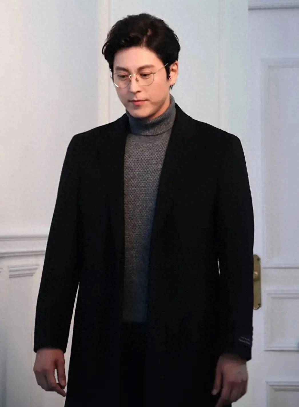 柳秀荣_感情_外貌