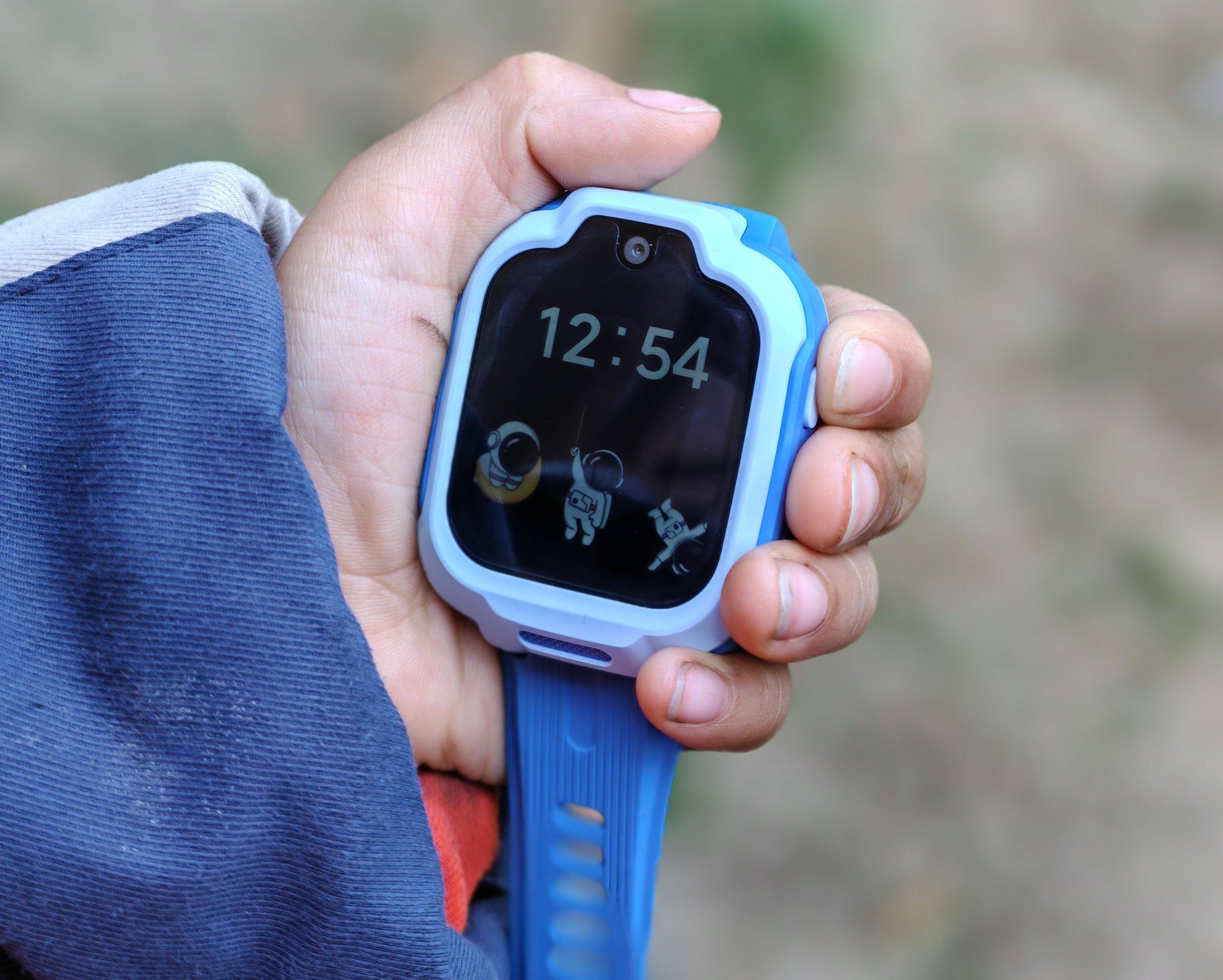 安全守护与趣味成长的智能伙伴,redmi儿童手表测评