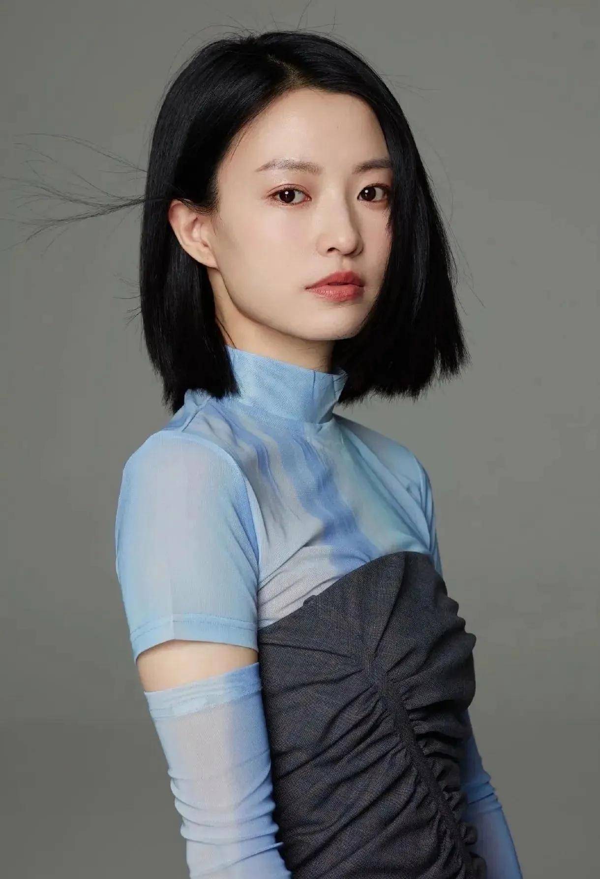 《黄雀》撞脸倪妮的她火了高考638分的学霸能唱会演多才多艺