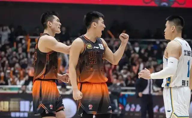 中央5台直播篮球时间表：今晚七点半CCTV5直播CBA！附CBA赛程表