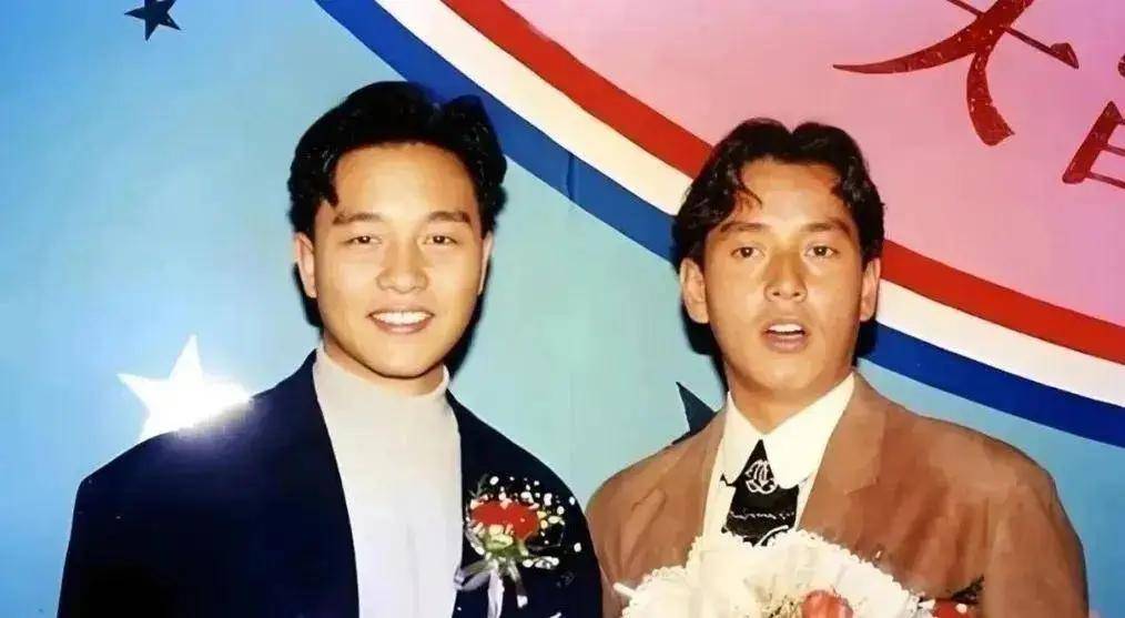 22 年祭！张国荣逝世周年，唐鹤德悼念引争议，再看他与老友珍贵情谊