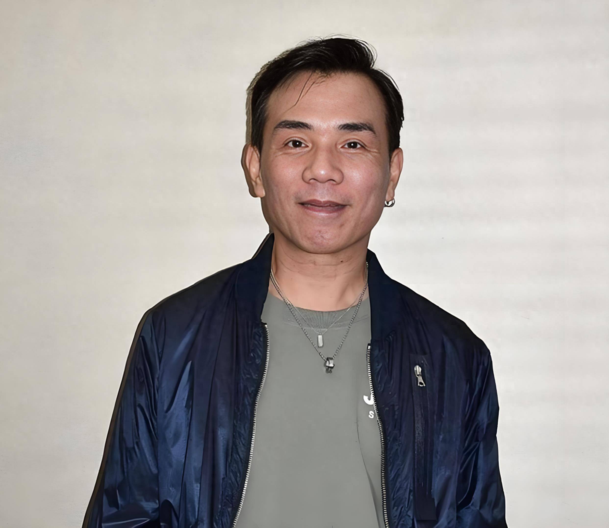 60岁歌手李国祥去世,2周前疑发文告别,一生未婚,和侄子父子相称