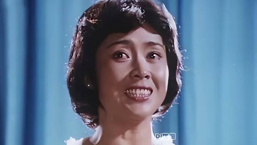 "刘三姐"黄婉秋:与儿子先后离世,遗言感动世人,丈夫依旧悲伤