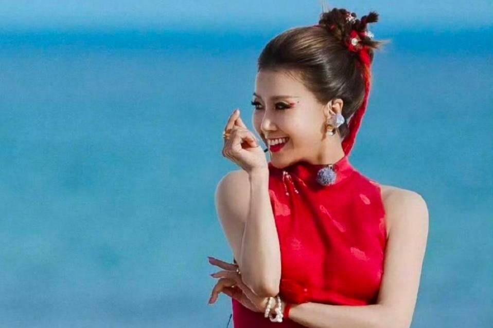 王蓉回应浪姐被淘汰:勇敢发声,期待未来再战_舞台_实力派_音乐