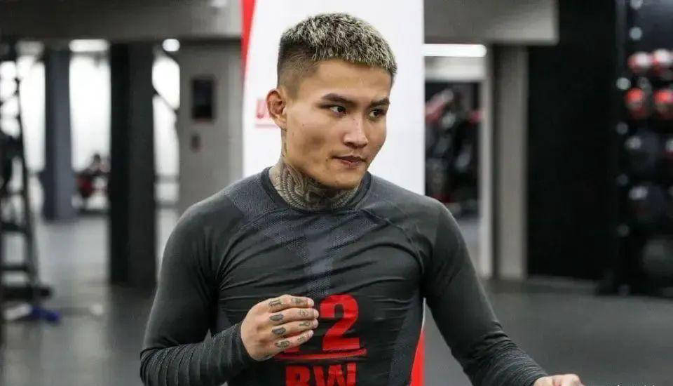 UFC精英之路第四季：李凯文与韩国冠军徐东贤的巅峰对决