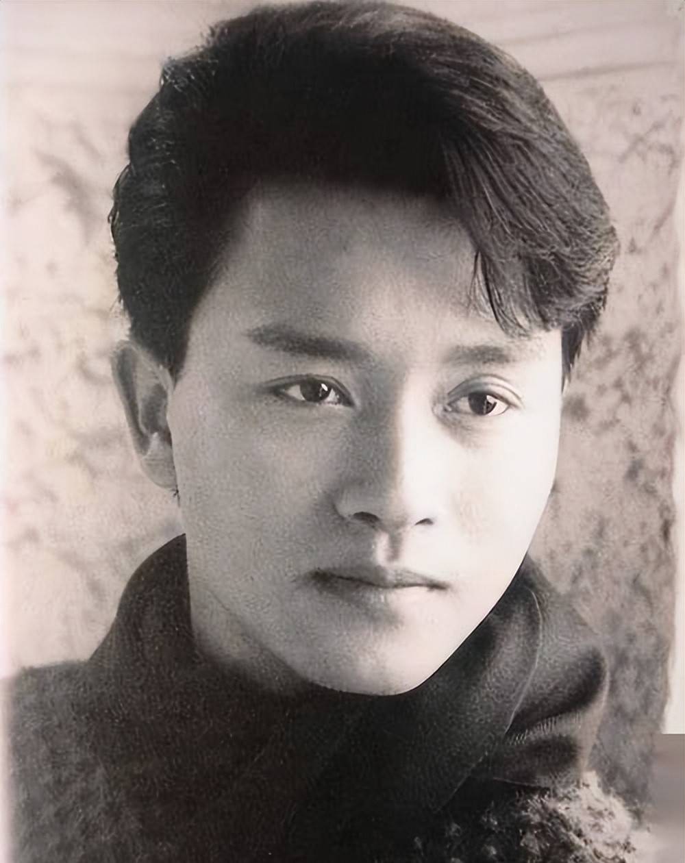 对爱人不设框架的张国荣,用8个异性给世俗交卷,却没给自己交代