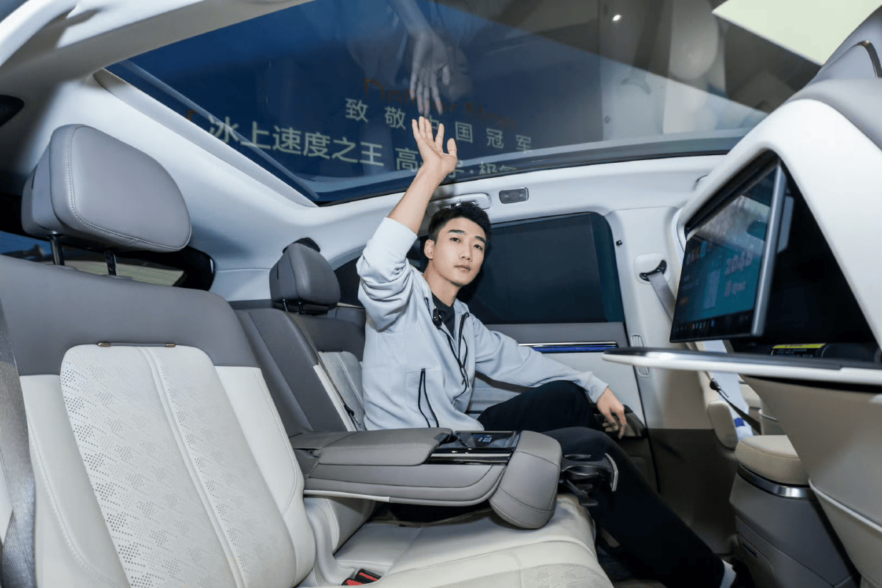 腻害!这么多世界冠军选择了极氪_搜狐汽车_搜狐网