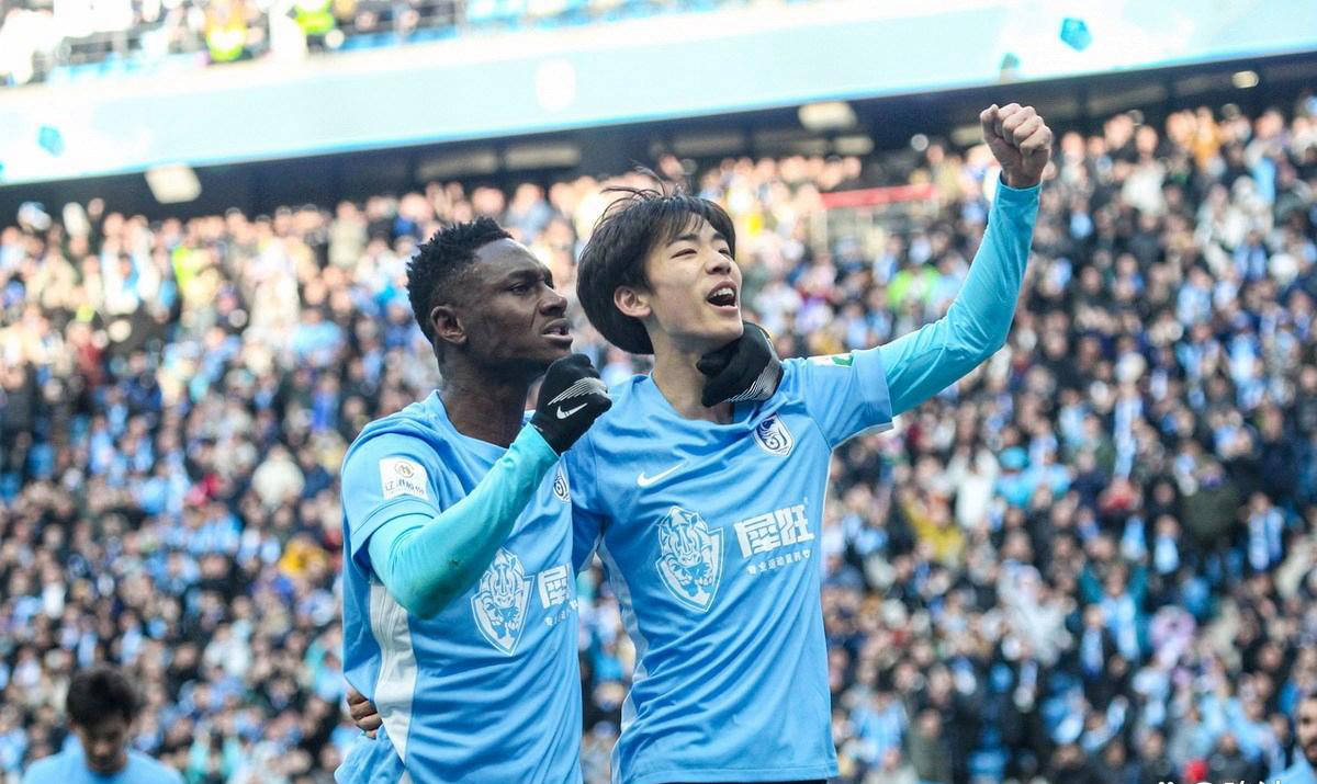 中超大连英博VS天津津门虎：梭鱼湾激战一触即发