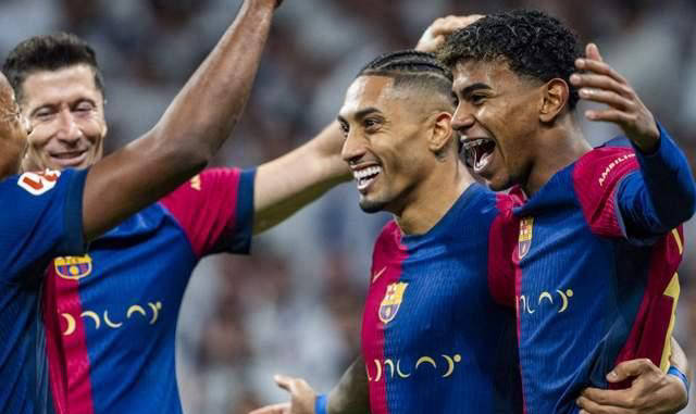 亚马尔、拉菲莱万崛起！巴萨新三叉戟正迈向传奇