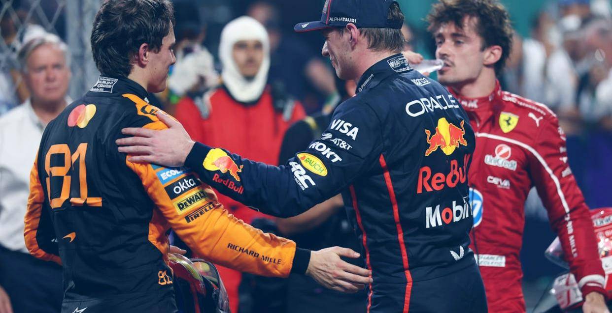 F1沙特大奖赛：维斯塔潘策略失误，勒克莱尔逆袭登台