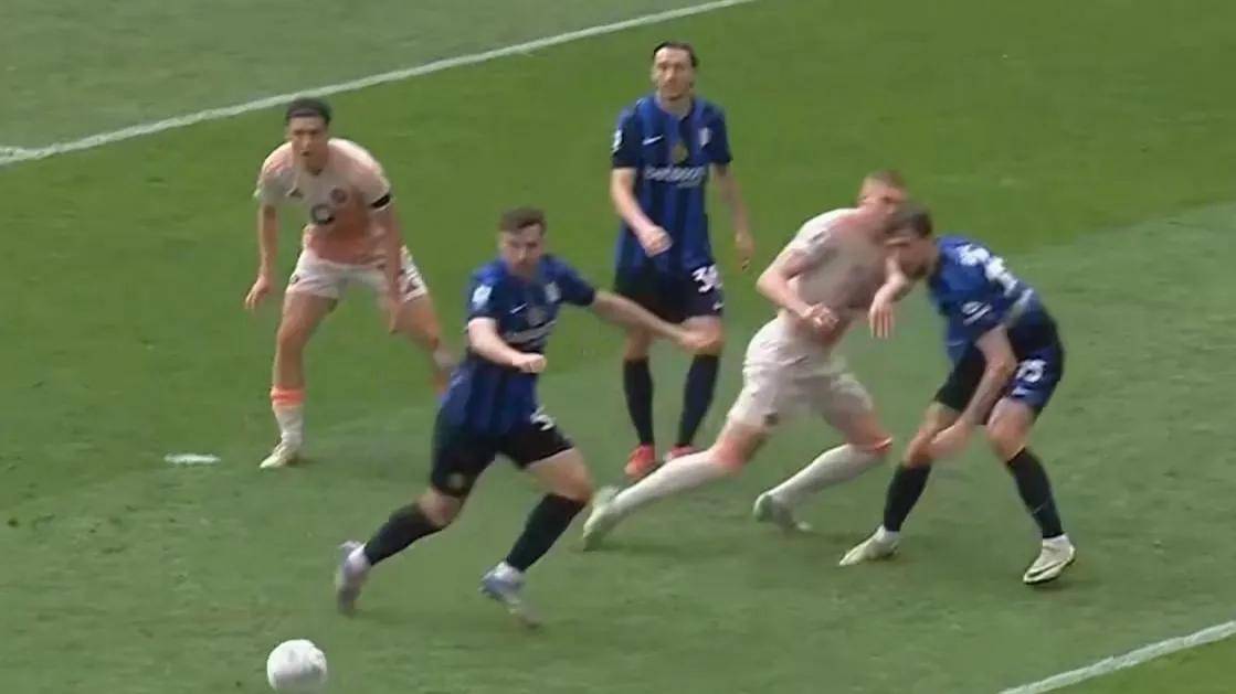 一场1-0，让意甲争冠又乱了，国米让出榜首主动权，罗马搅局！