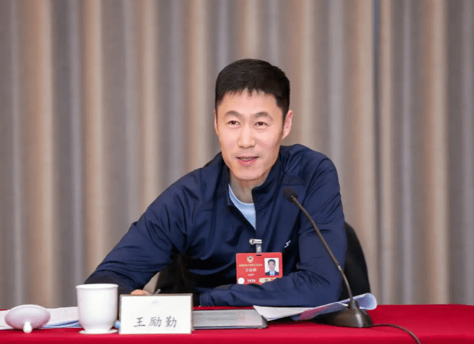 国乒封闭集训背后的战略布局与挑战