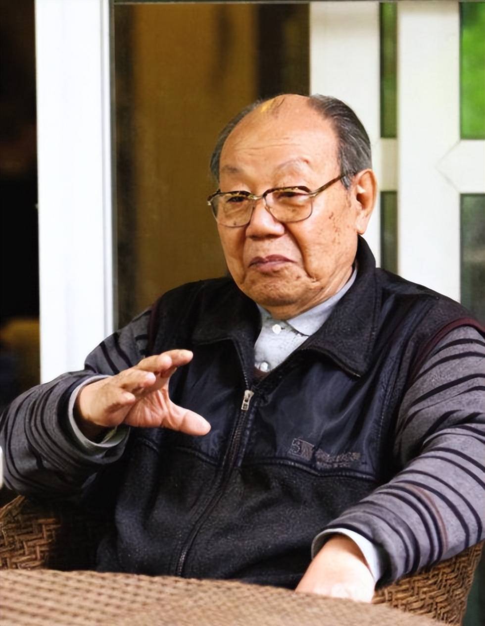 演员王孝忠:晚年被疾病困扰,三个女儿都孝顺,如今外孙成接班人