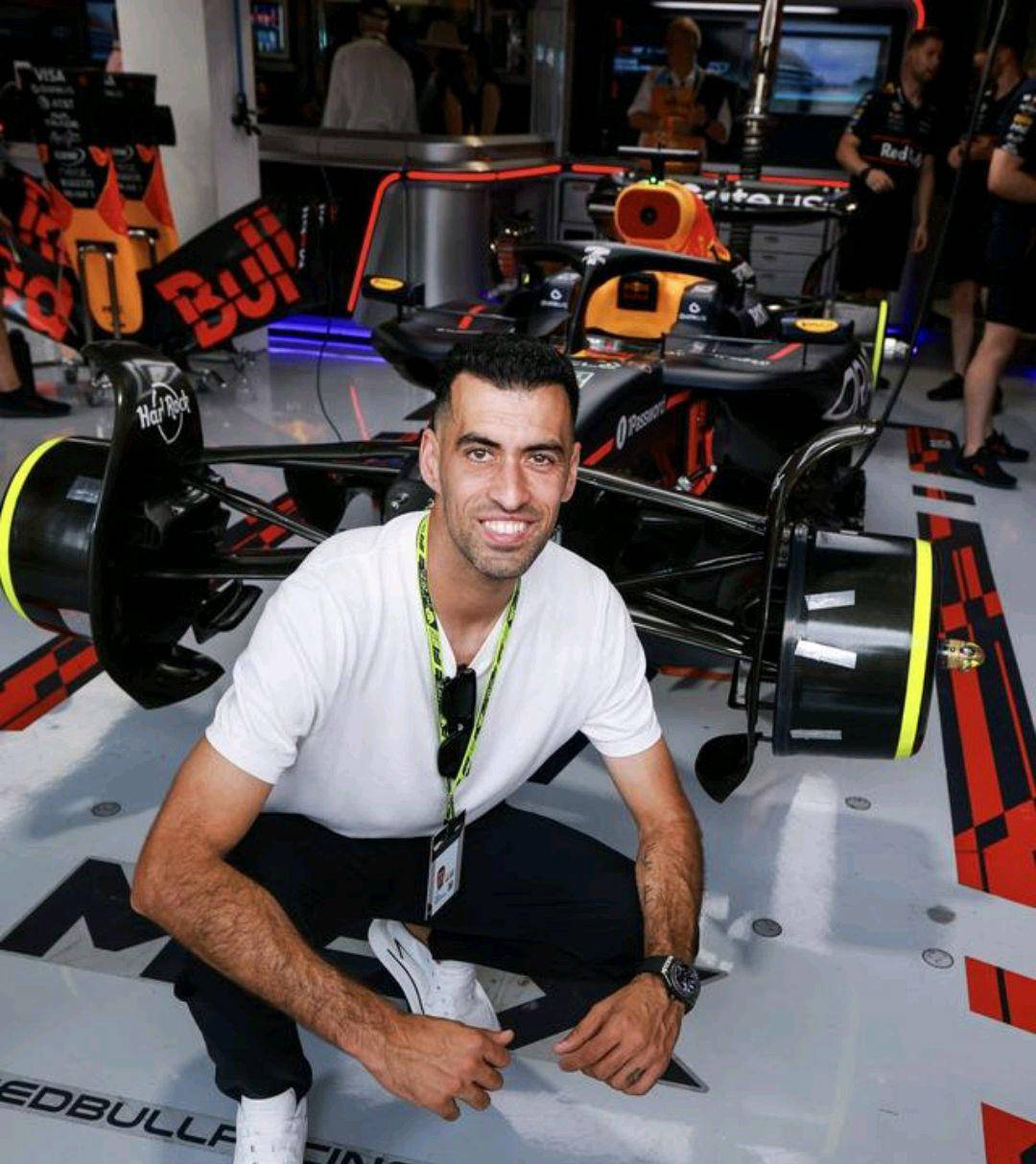 F1迈阿密大奖赛：皮亚斯特里夺冠，足坛巨星助阵