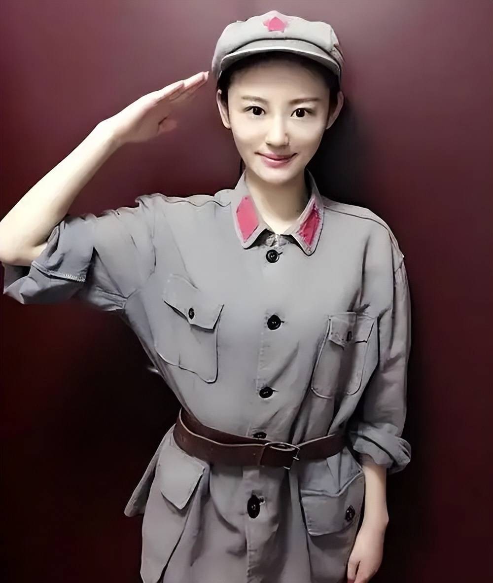 原来她早已去世!被全家8口吸血多年,26岁全身溃烂不治而亡