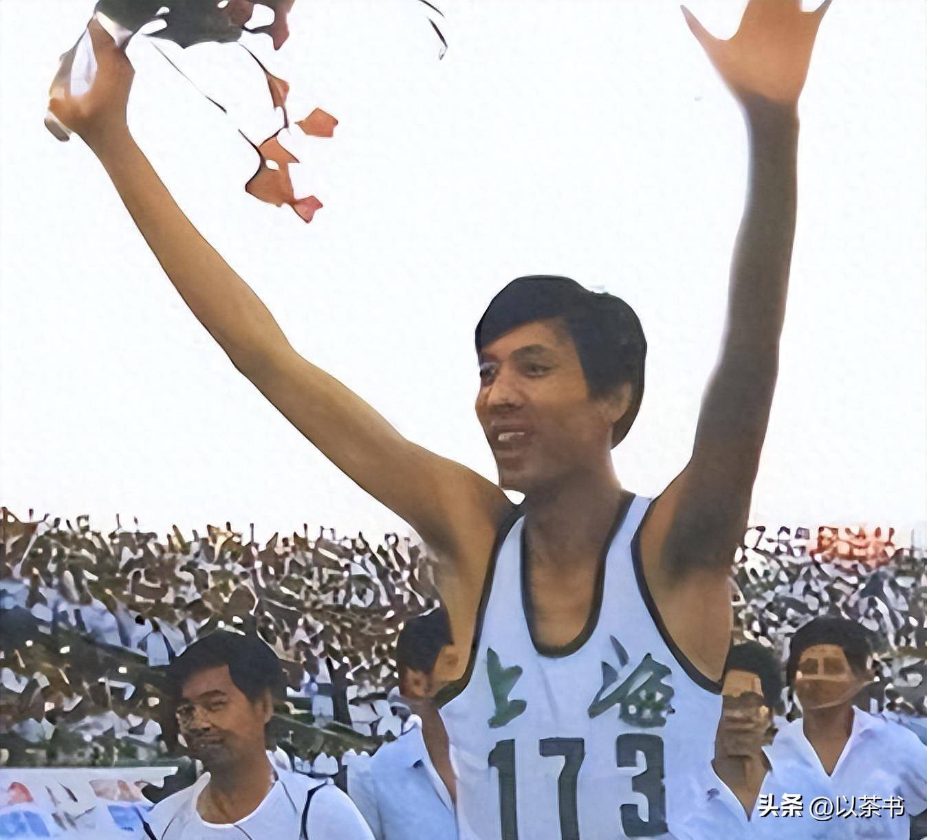 跳高王子朱建华现状:移民美国,62岁精神好,家庭美满很幸福