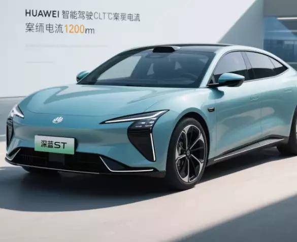 二手车交易市场里那些 “准新车” 背后的秘密