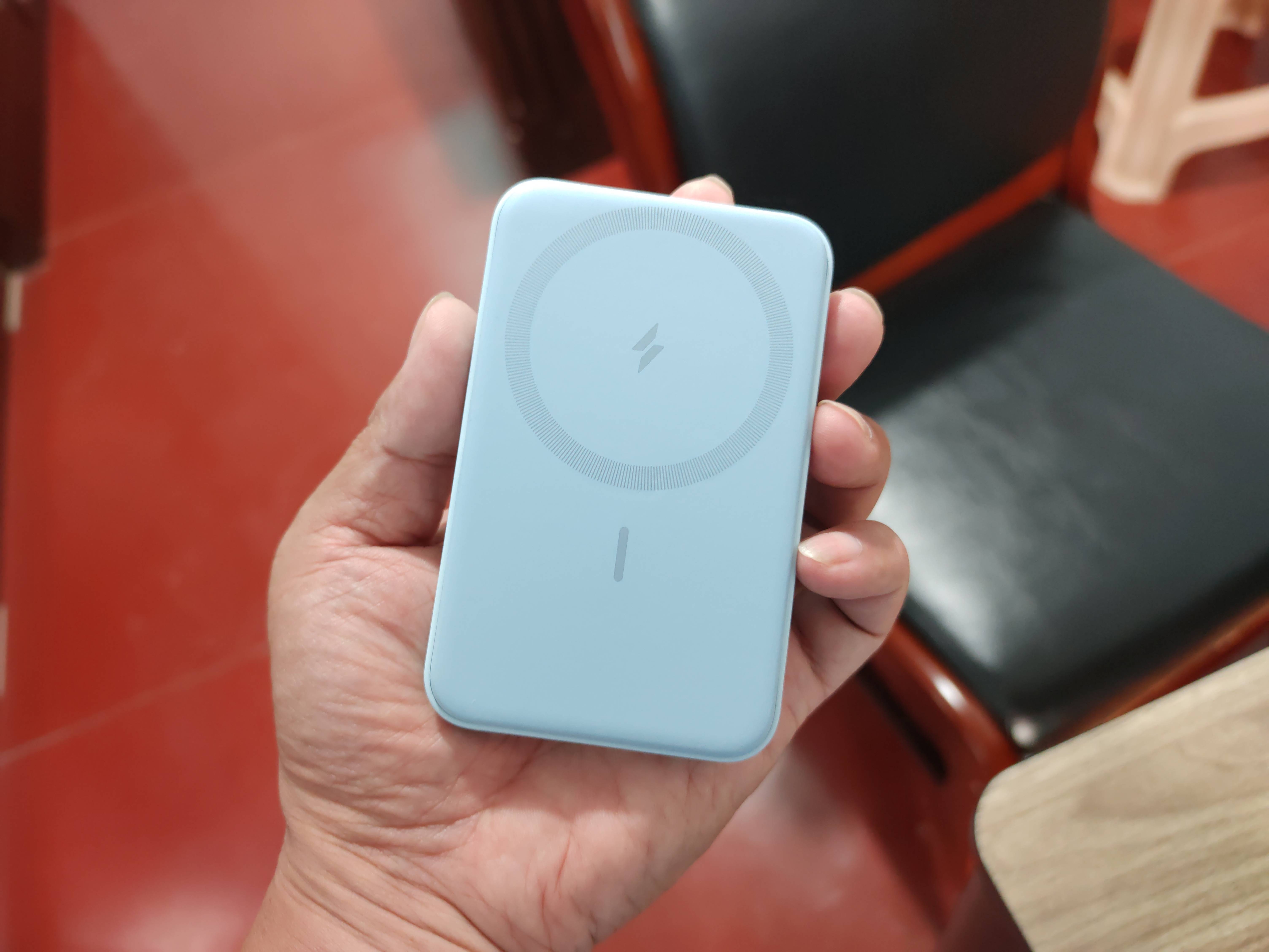 充电宝什么牌子性价比高？西圣和安克充电宝详细对比测评