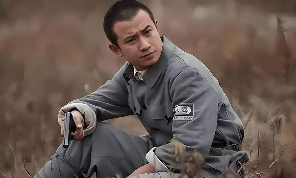 文章则被周星驰的《西游伏妖篇》撤换,自己执导的《陆垚知马俐》票房