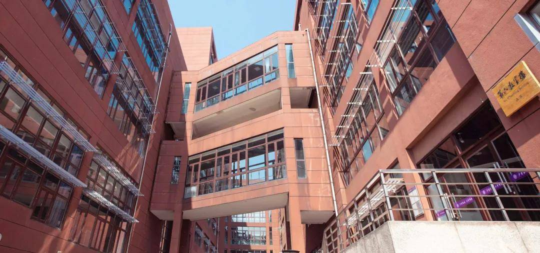 清华大学美术学院招生政策_中央美术学院艺术教育特色_清华大学艺术特长生