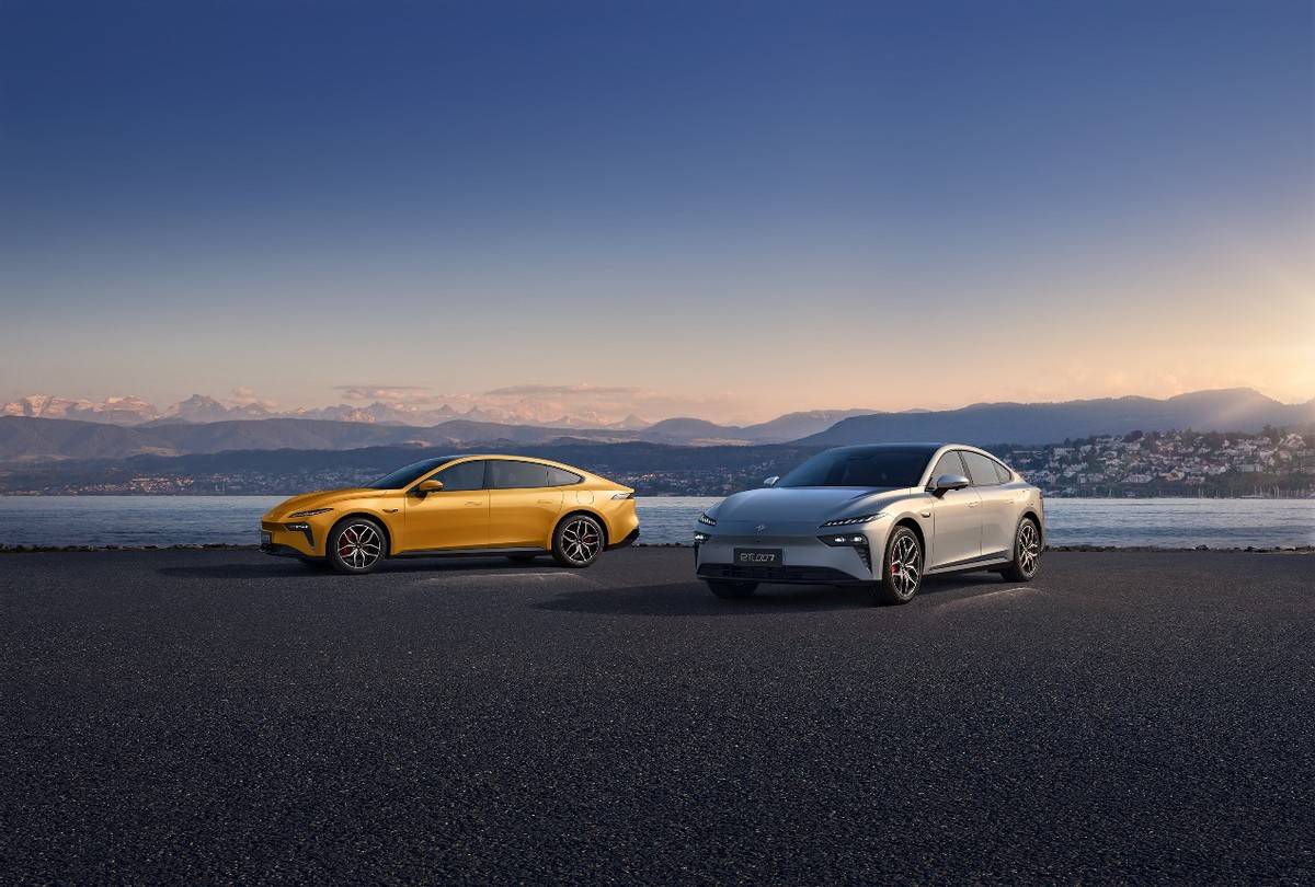 2025款东风奕派eπ007焕新上市 全系售价11.59万元起