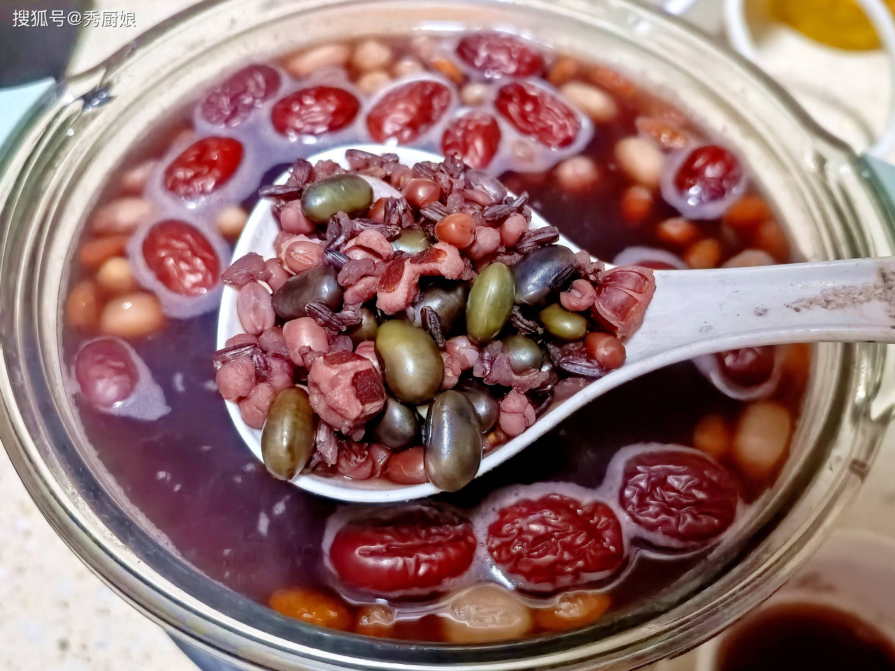 原创            夏天，三个豆子一起煮，祛湿气，健脾胃，安神助眠，现在喝刚刚好