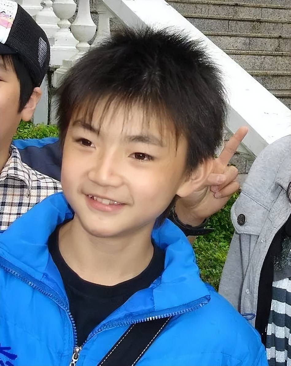 从童星到囚犯,25岁判17年,背后到底藏了什么秘密?