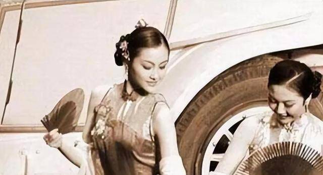 袁世凯女儿大婚,新郎骂她是残花败柳,新娘:你又糟蹋过多少姑娘