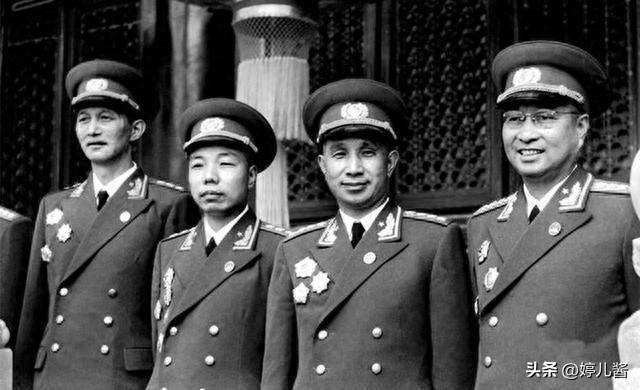 _上将受衔视频_上将军衔名单简介
