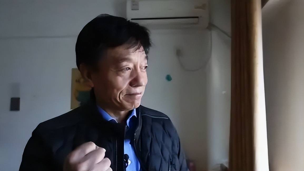 "酒厂技术员"麻一铭:岳父母反对仍娶陈薇,如今妻子成人民英雄