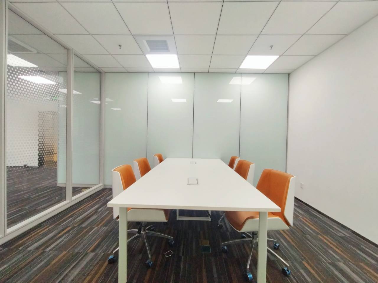 唐镇阳光天地 甲级写字楼 精装小户型出租