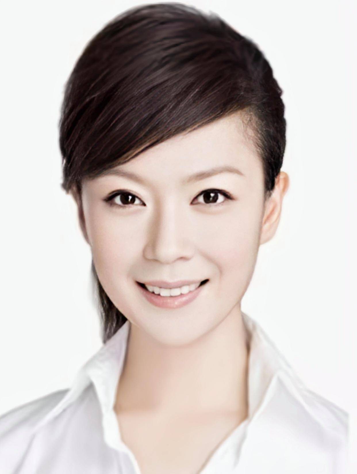 河南《梨园春》大功臣,低调的主持人庞晓戈,丈夫孩子至今是个谜