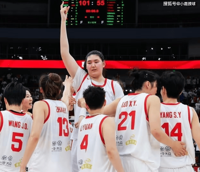 12分钟18分7板！中国女篮又一超级内线崛起，2米23高塔成韩旭绝配